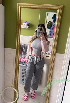  nude photo #0002