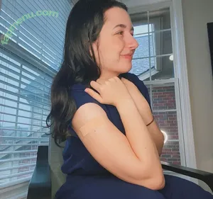 LeannaASMR / leanna.pa.life nude photo #0005