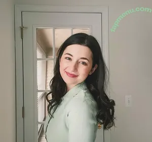 LeannaASMR / leanna.pa.life nude photo #0006