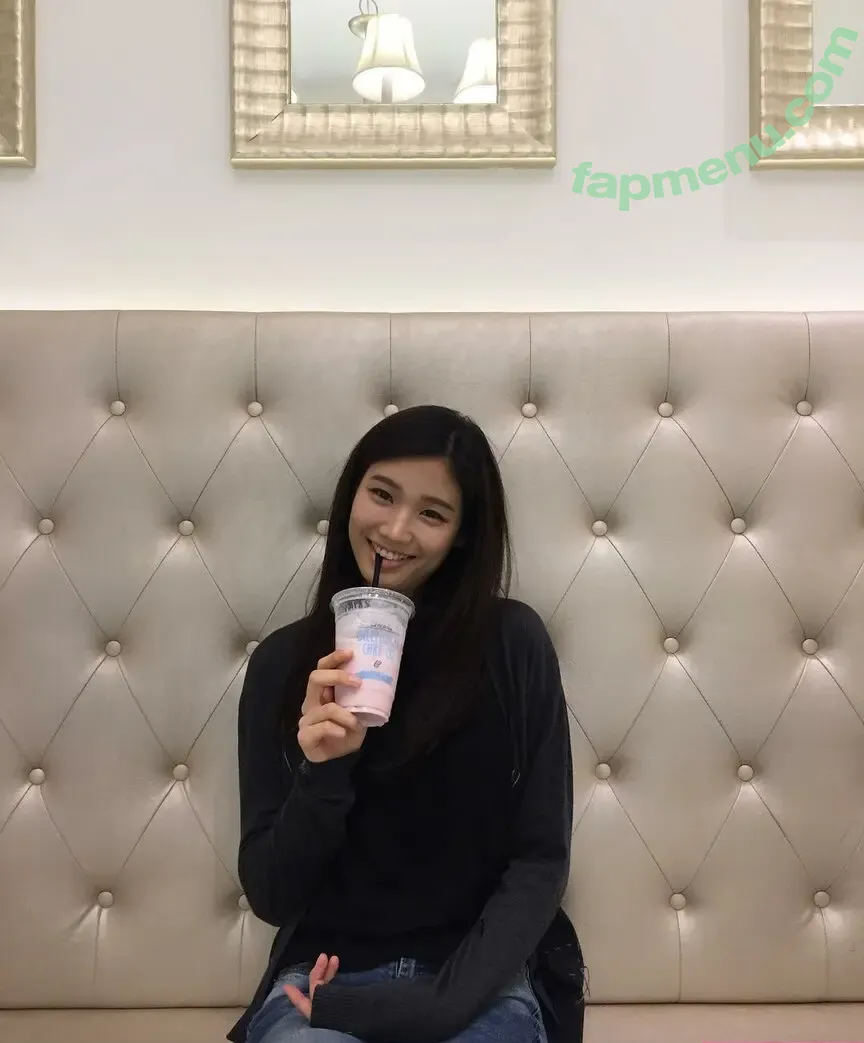 Lee Hee Eun nude photo #0009 (Lee Hee Eun)