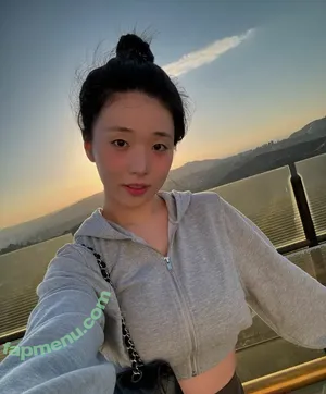 Lee Yeonwoo / yeonwooahh / 이연우 nude photo #0022