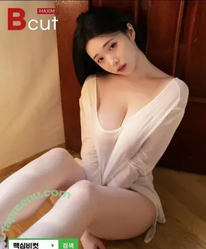 Lee Yeonwoo / yeonwooahh / 이연우 nude photo #0427