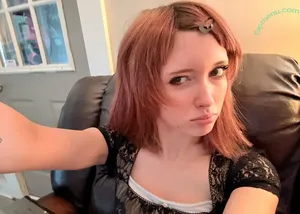  nude photo #0005