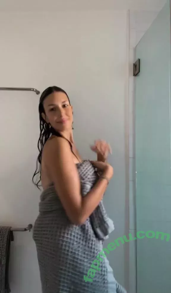 Leilani Azalea nude photo #0053 (leilaandazalea / leilaniazaleaa)