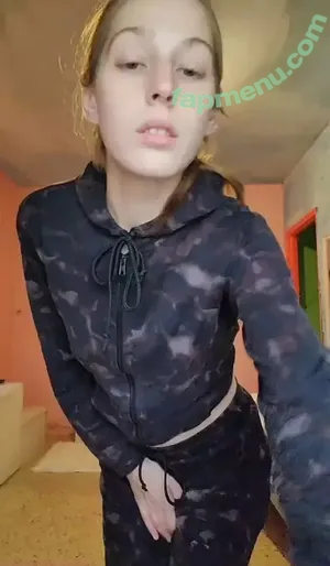  nude photo #0004