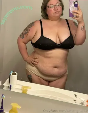  nude photo #0002