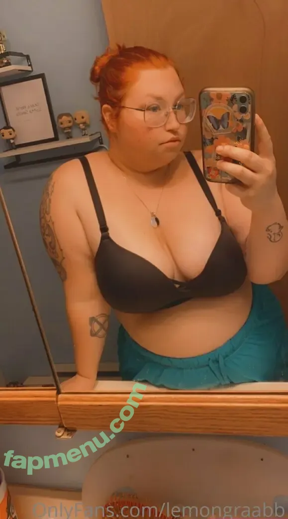 lemongraabb nude photo #0014 (lemongraabb)