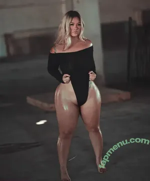  nude photo #0002