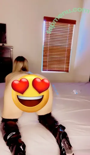  nude photo #0004