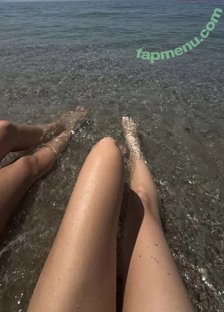 Leoobalys nude photo #2028 (sarahtoninx9_)