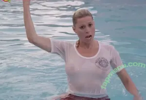Leslie Easterbrook / beautiful.lesliee nude photo #0008