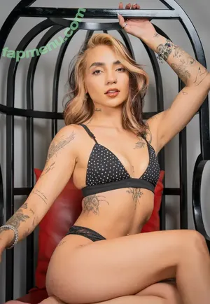 lesliegallardo / _lesliegallardo nude photo #0006
