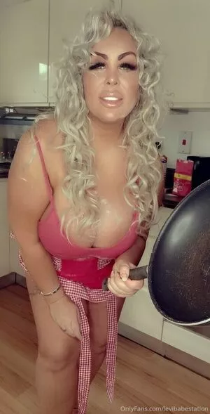 levibabestation / Jema Gilsenan / princess Levi nude photo #0408