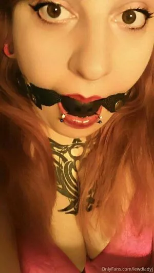 Lewdladyj / Morty25968678 / geeklady_j / l3wdgirl nude photo #0070