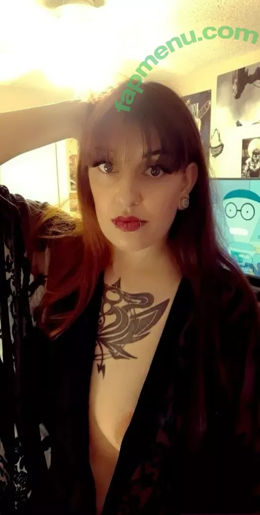 Lewdladyj nude photo #0049 (Morty25968678 / geeklady_j / l3wdgirl)