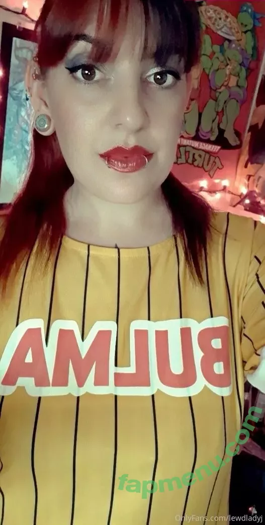 Lewdladyj nude photo #0051 (Morty25968678 / geeklady_j / l3wdgirl)
