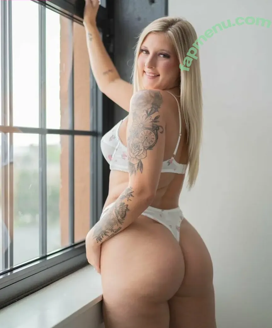 Lexi Love nude photo #0009 (lexi2legit / lexil0ve)