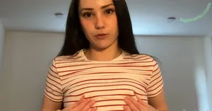 Lexi Poll ASMR / lexiasmr / lexipoll nude photo #0003