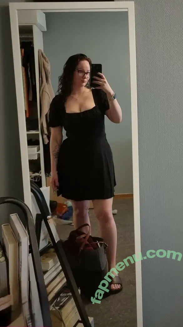 lexileeswe nude photo #0005 (geneva_squirts)