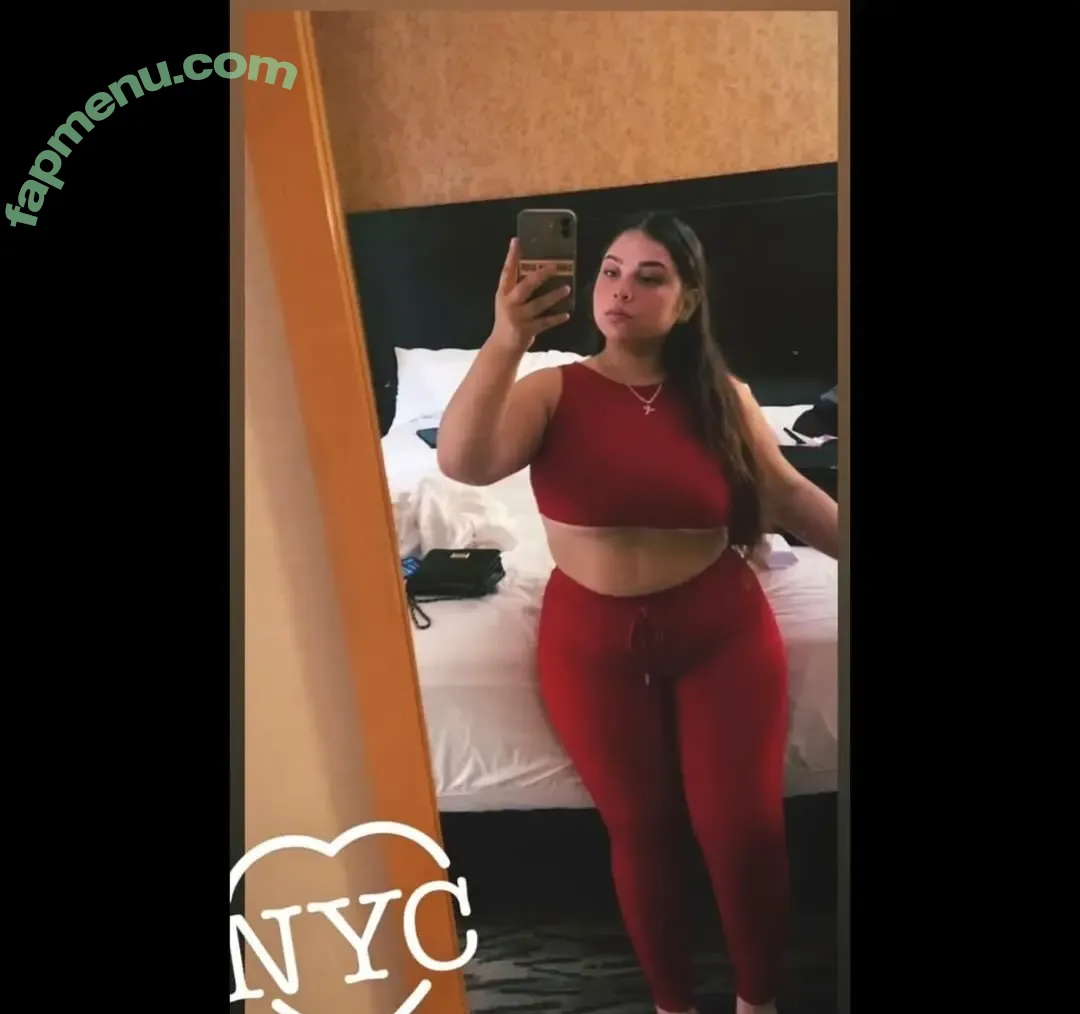 Li Wally nude photo #0001 (Margaritafontane90 / wally.waffles.92)
