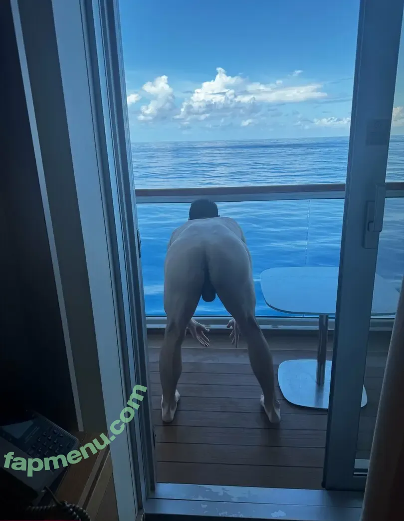 liamjacobs20 nude photo #0022 (liamjacobs20)