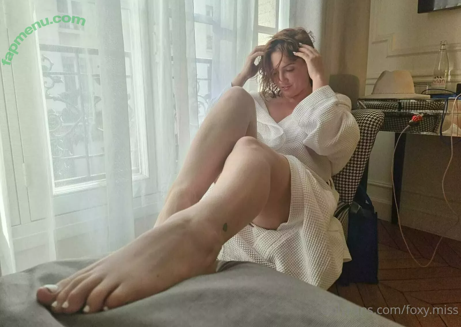 Libby Hopwood nude photo #0038 (foxy.miss / libby_hopwood)