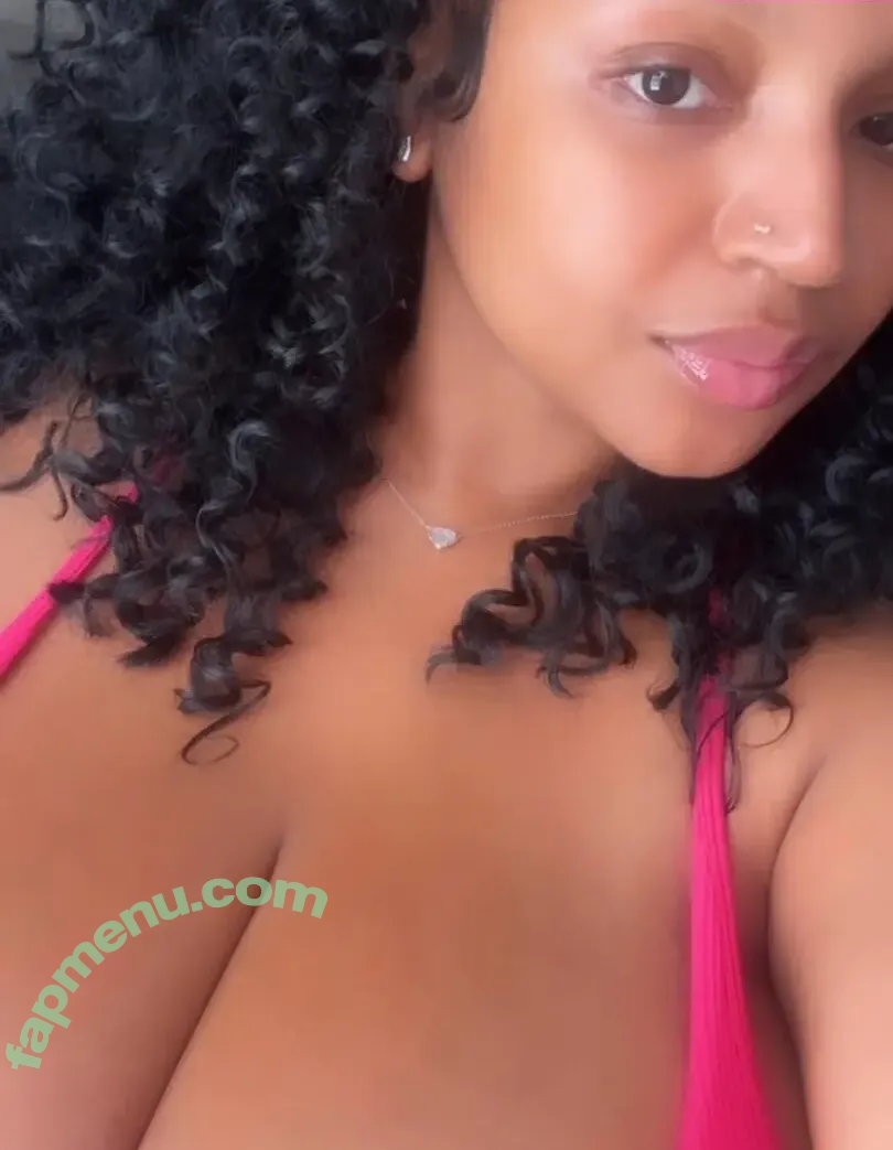 lifeeofjanaeee nude photo #0001 (lifeeofjanaeee)
