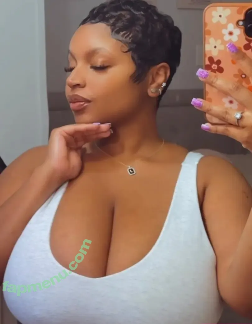 lifeeofjanaeee nude photo #0005 (lifeeofjanaeee)