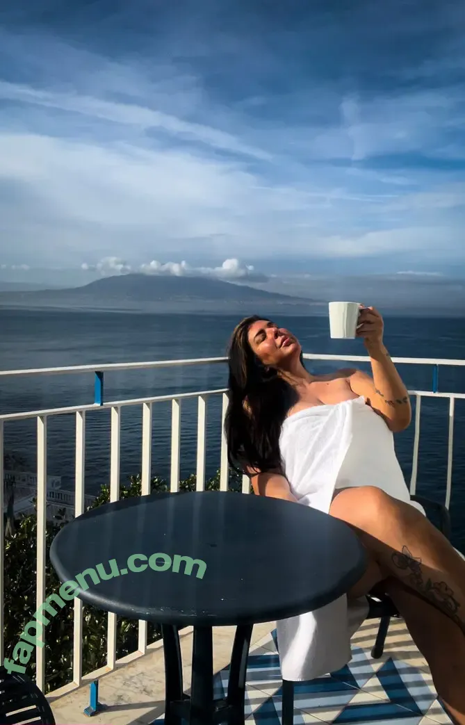 lifewithjacqueline nude photo #0001 (lifewithjacqueline)