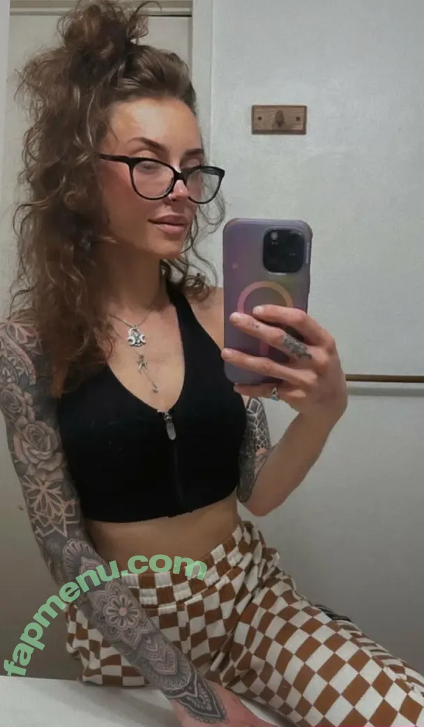 lifewithlunaxo nude photo #0019 (life.with.luna.xo)