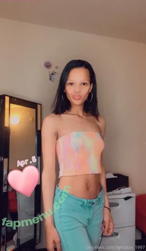 lightskin_1997 / lightskinkeisha nude photo #0006