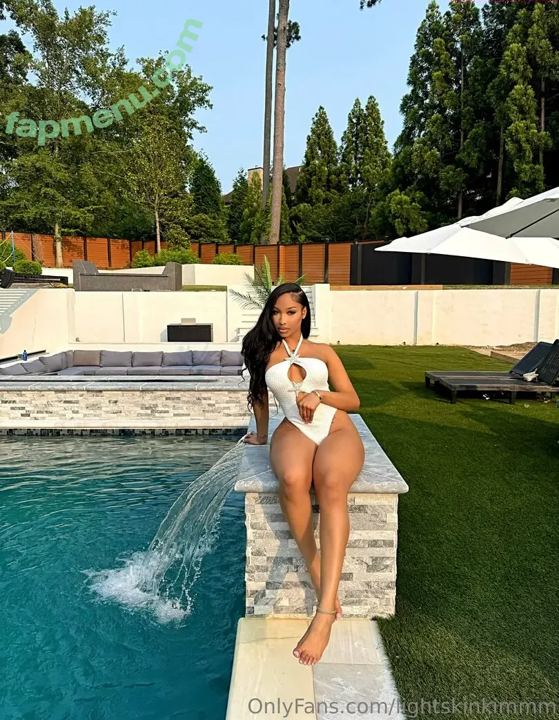 lightskinkimmm nude photo #0004 (lightskinkim)