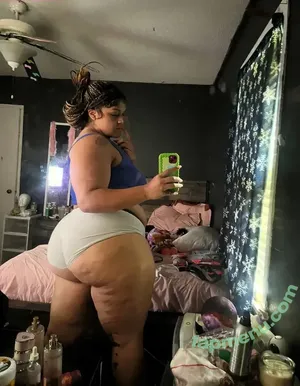 Lightskinn_dolll nude photo #0001
