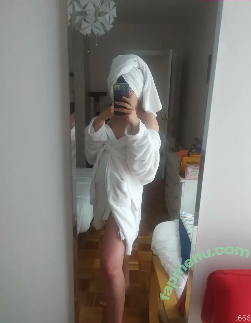 liilith nude photo #0014 (liilith_)