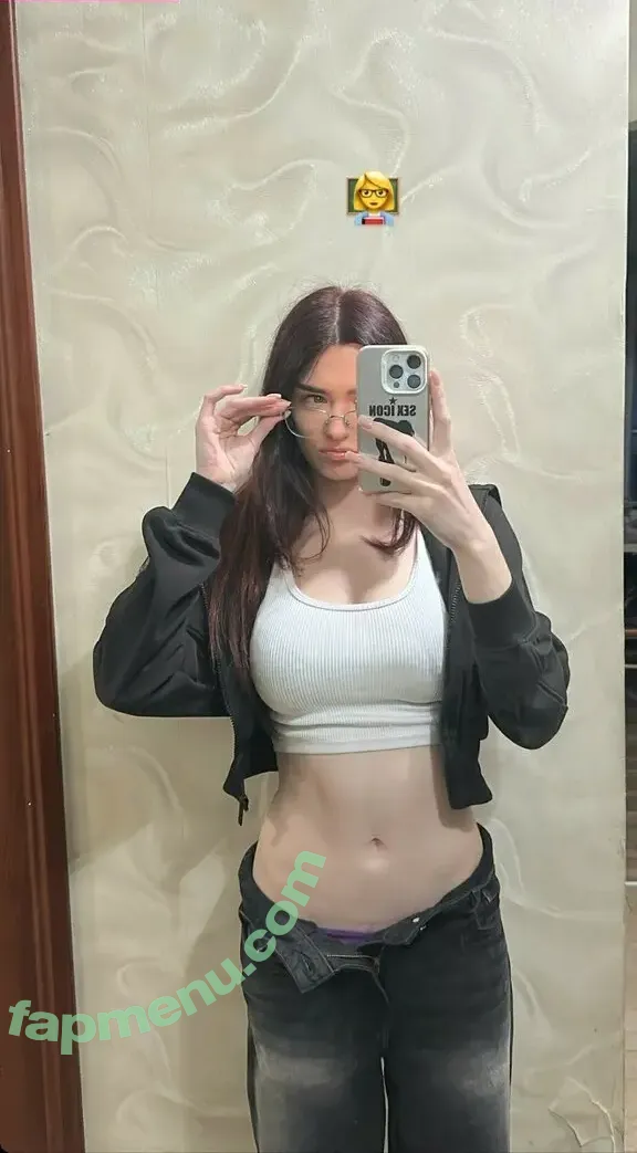 Lil Fridge nude photo #0007 (chrrww / chrrww0)