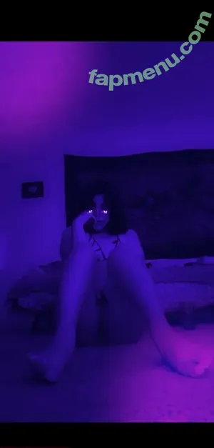 lil_kumi / lilkimthequeenbee nude photo #0018