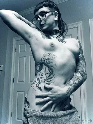 lil-missmaverick / miss_midnight_maverick nude photo #0088
