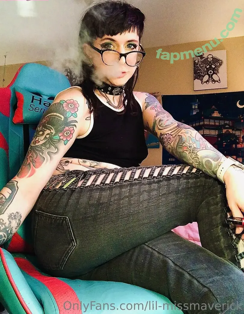 lil-missmaverick nude photo #0047 (miss_midnight_maverick)
