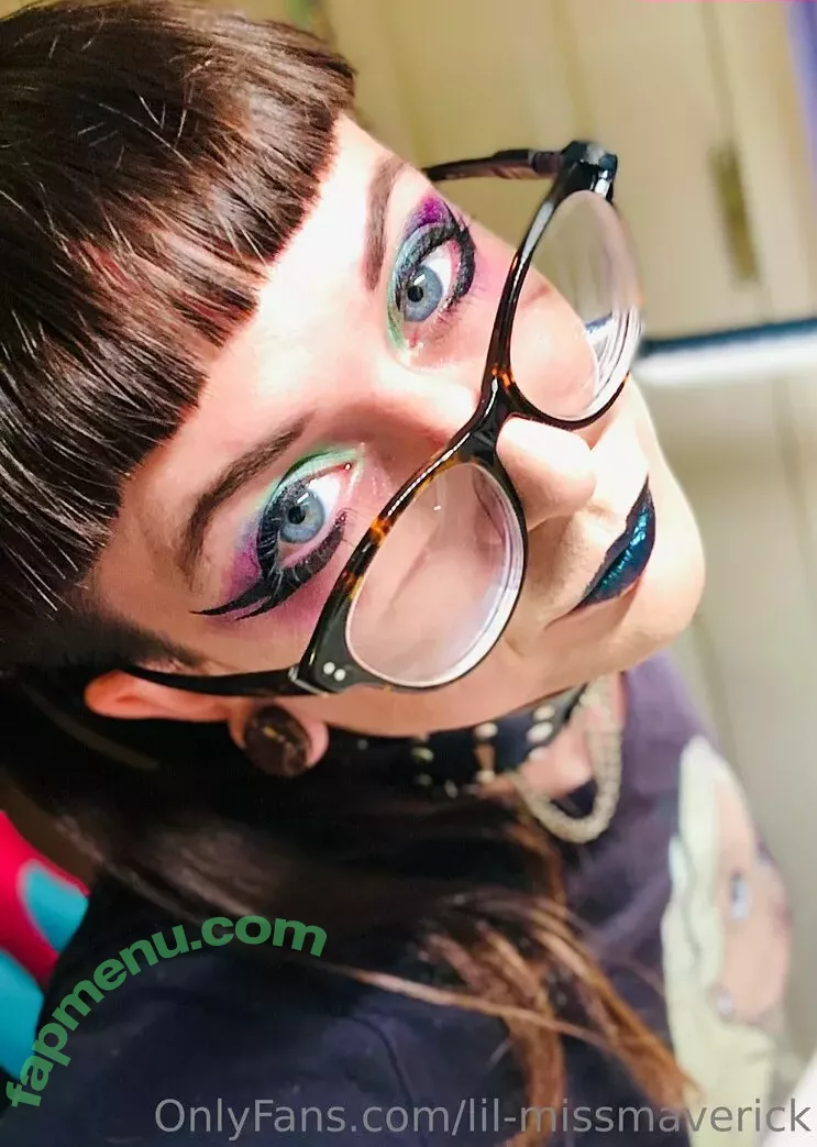 lil-missmaverick nude photo #0116 (miss_midnight_maverick)