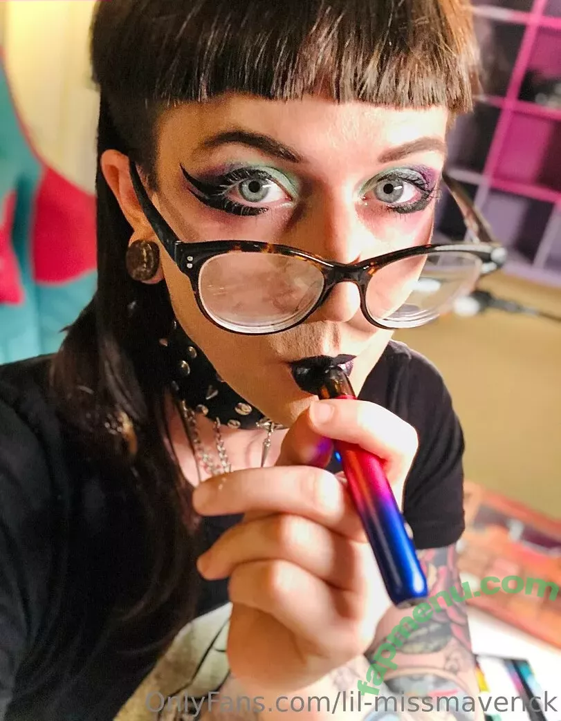 lil-missmaverick nude photo #0130 (miss_midnight_maverick)