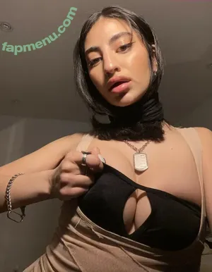  nude photo #0001