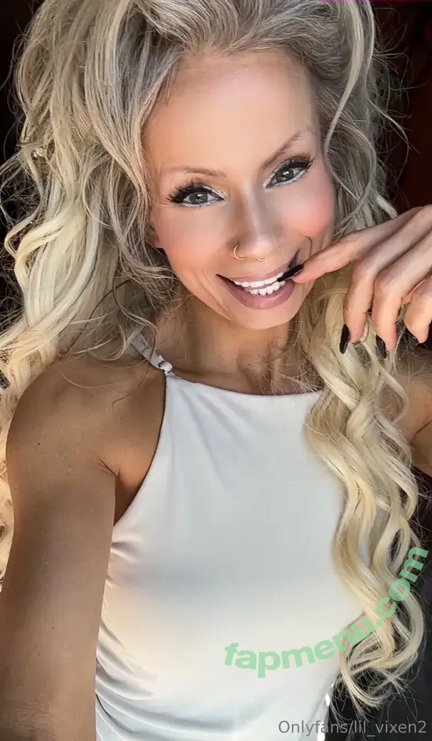 lil_vixen2 nude photo #0063 (lil_vixen2)