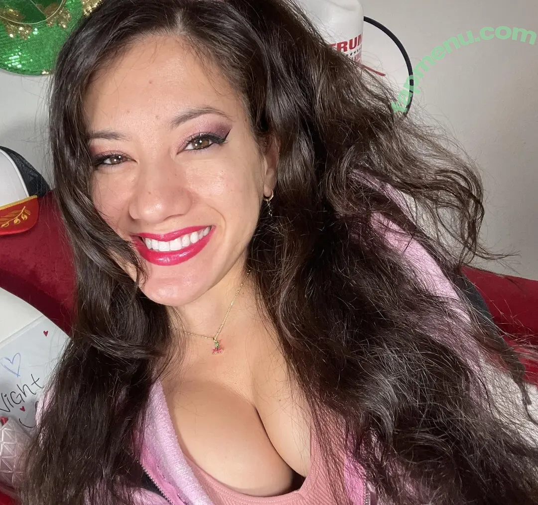 Lila Hart nude photo #0004 (lovelilahart)