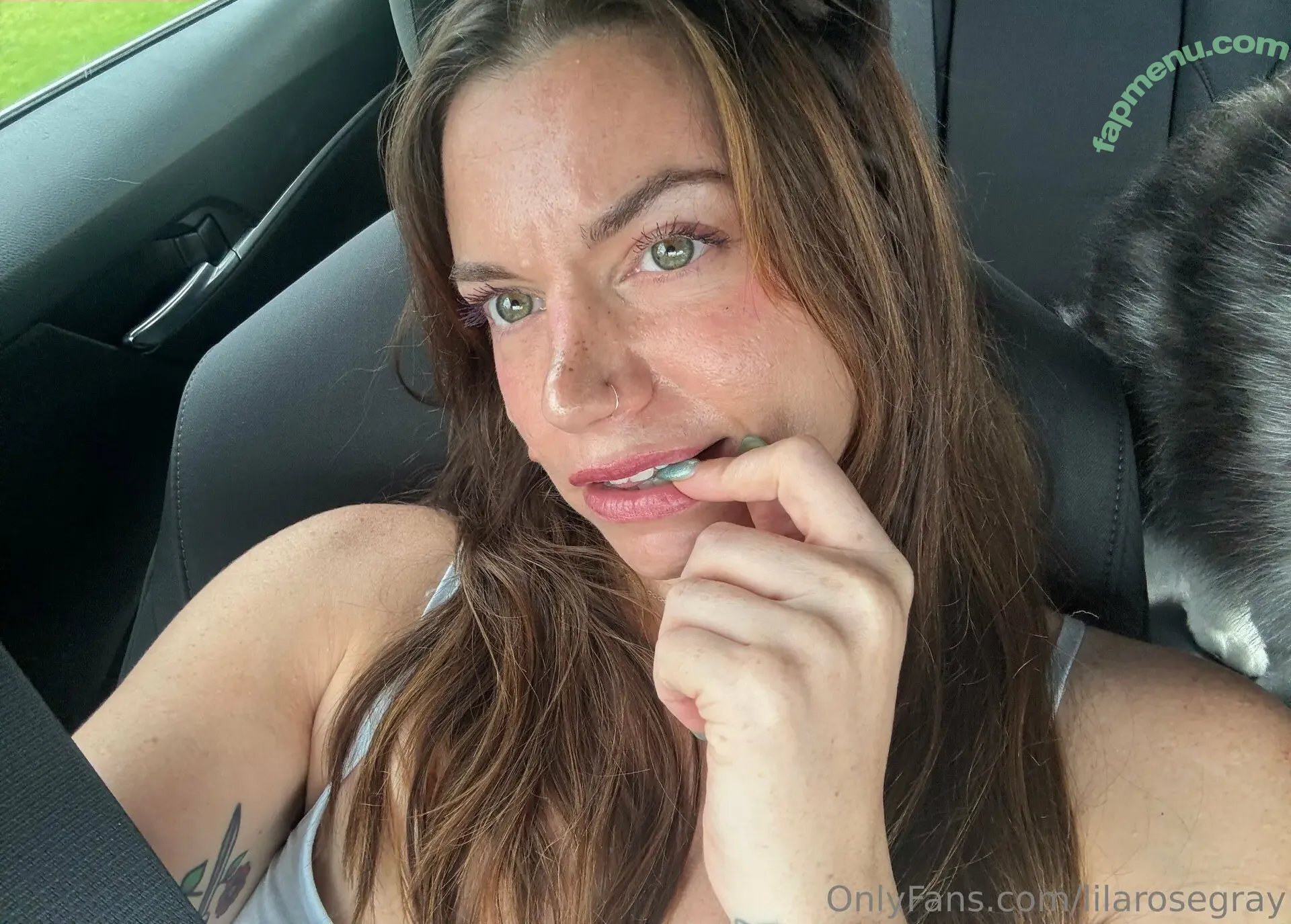 lilarosegray nude photo #0007 (lilarosegrayx)