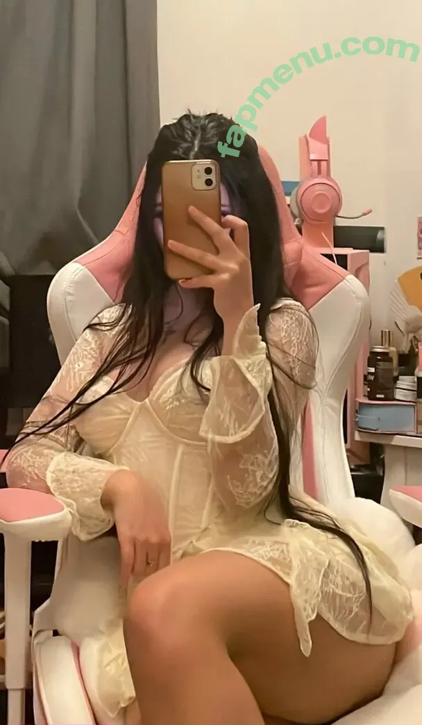 lilaxgsm nude photo #0218 (kittyxcat / lilagamble)