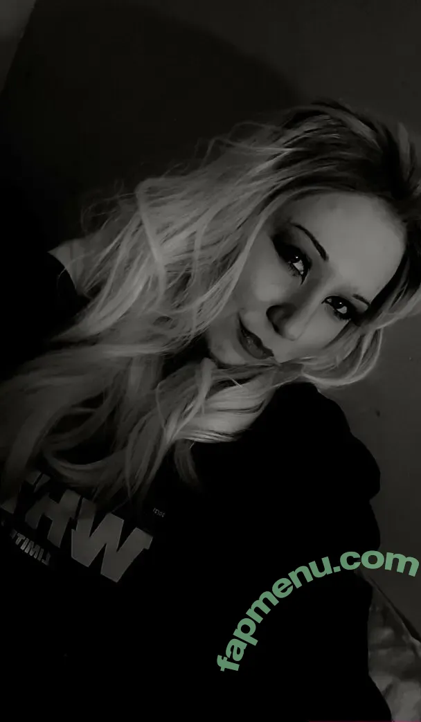 lilbabyminx nude photo #0003 (najaiminx)