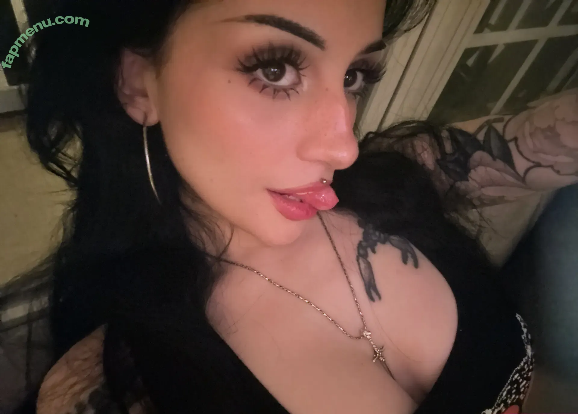 lilbatty nude photo #0415 (Skye Bedell / lil.batty / lilbattyy)
