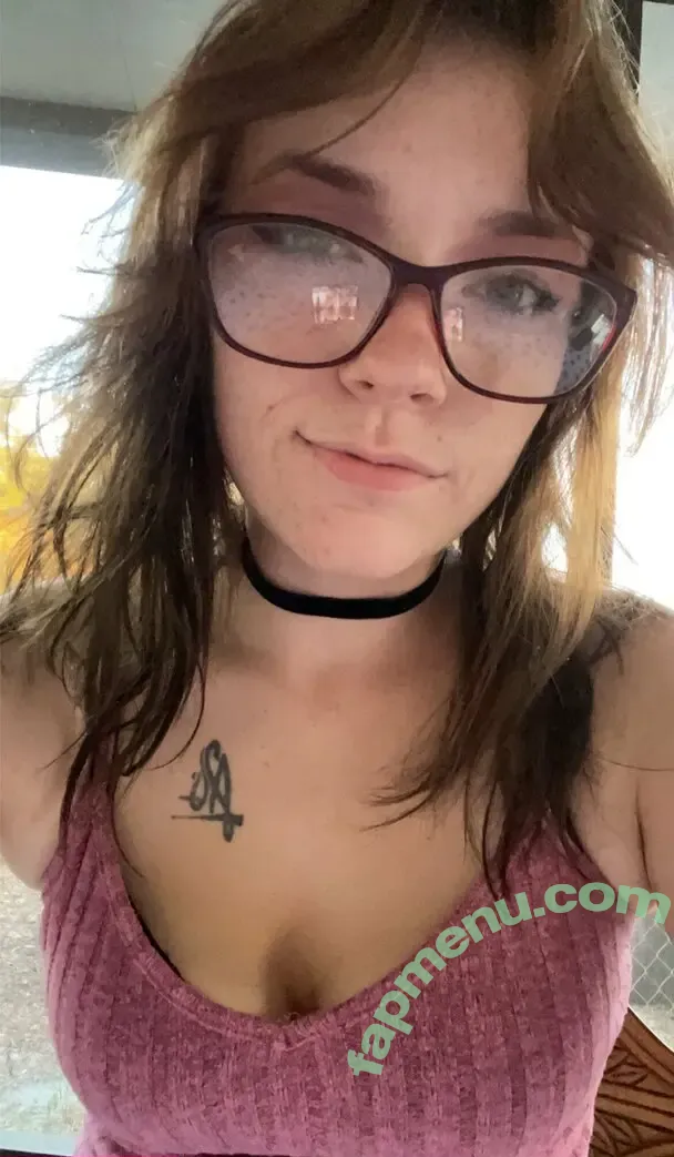 lilbear_xoxo nude photo #0001 (lilpricklybear_xoxo)