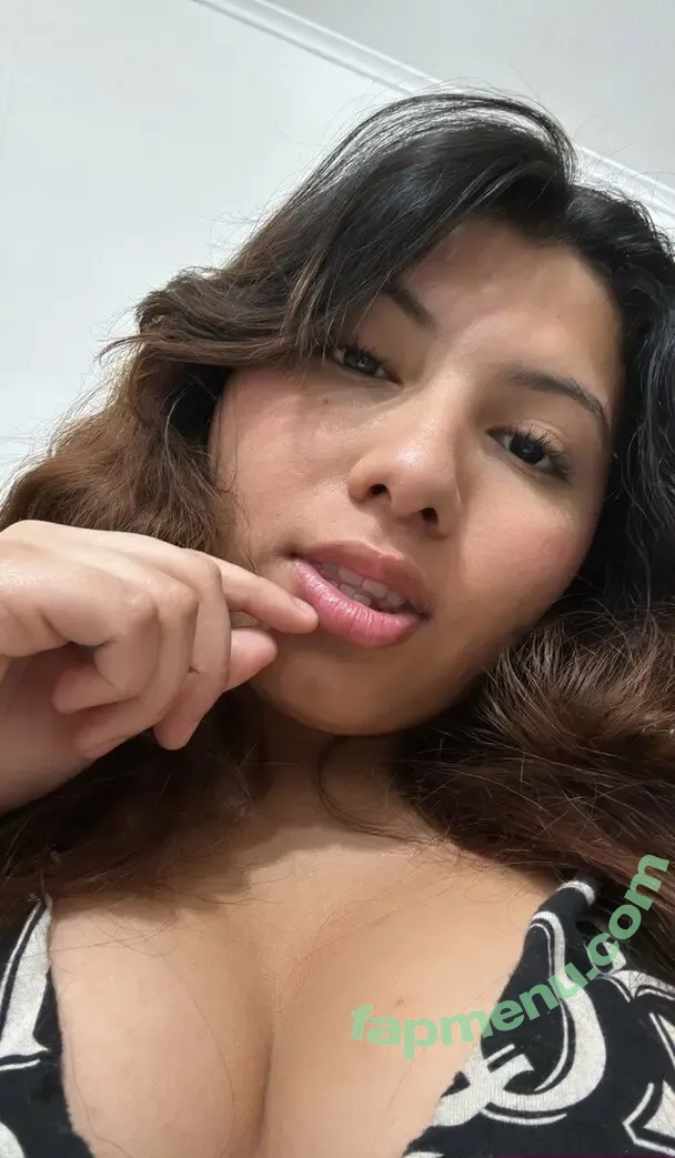 lilcami nude photo #0027 (lilcamix)
