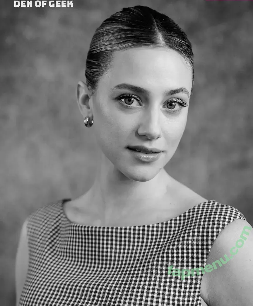 Lili Reinhart nude photo #1052 (Unpublished Photos / lilireinhart)